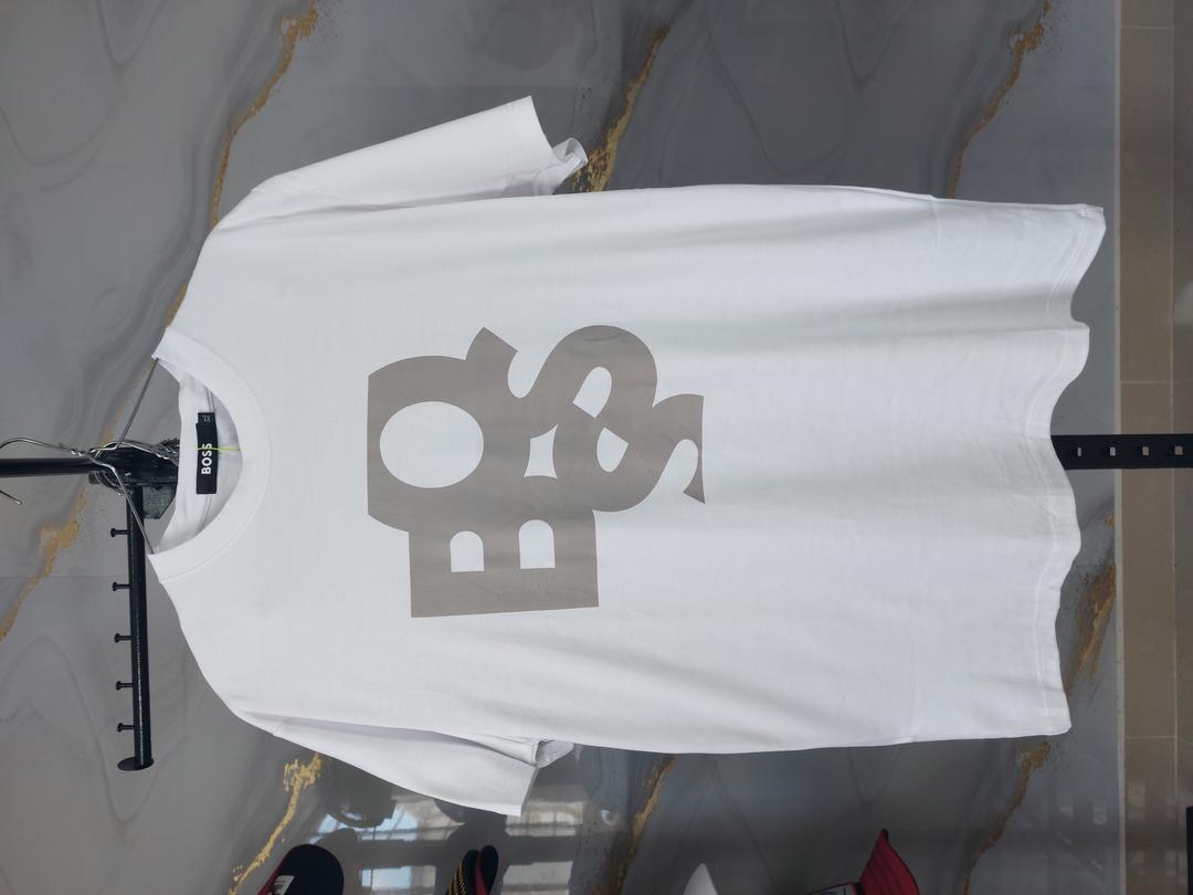 camiseta-boss-XL-blanca-20241215_100642.jpg