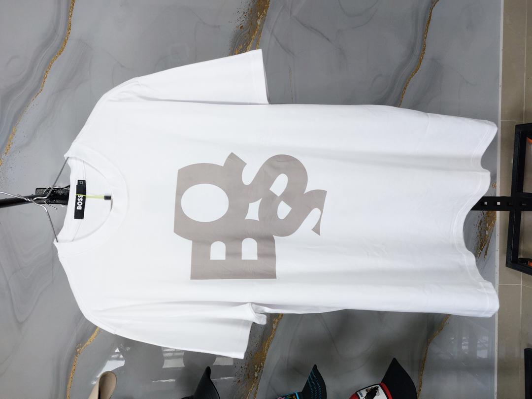camiseta-boss-blanca-XL-20241214_155327.jpg