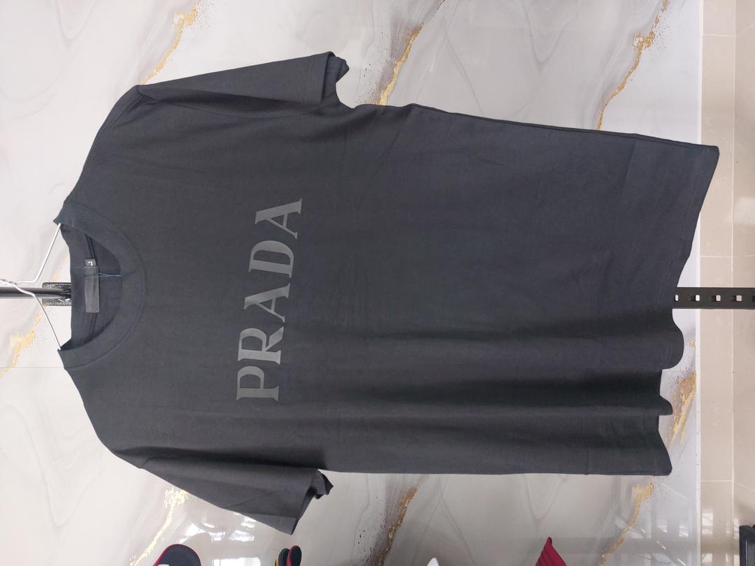 camiseta-prada-L-prada--20241215_101845.jpg