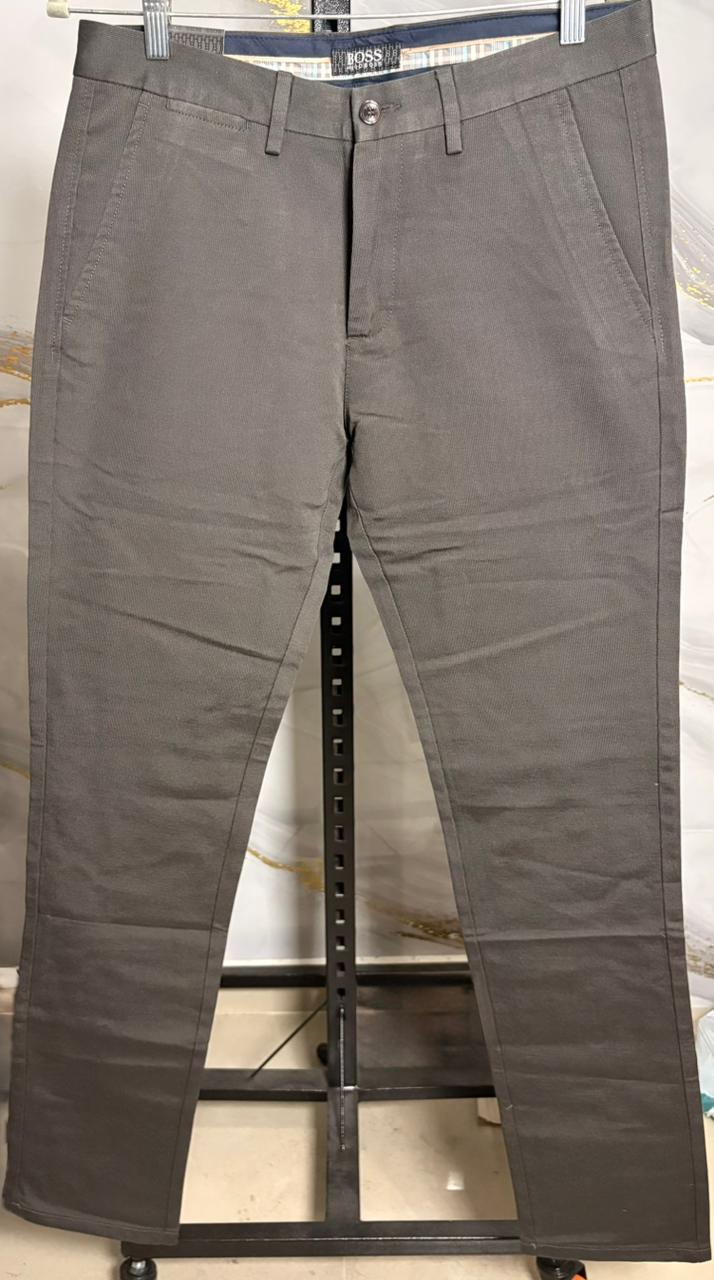 Pantalon-Boss-talla-32-Color-Gris - Vista 1